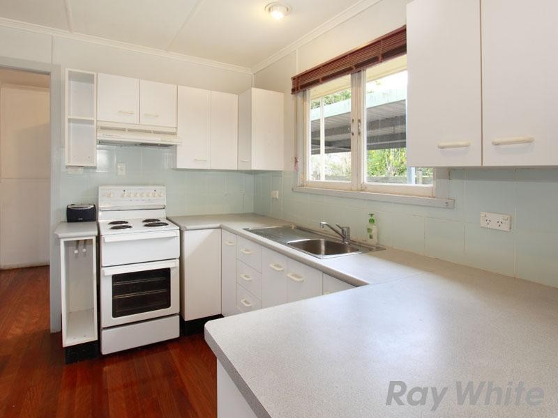 27 Glenhaven Street, Kedron QLD 4031