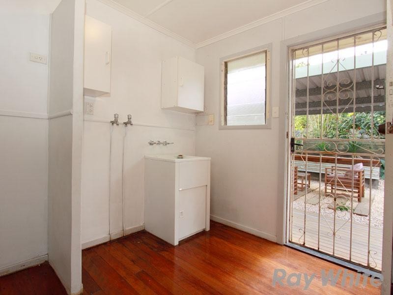 27 Glenhaven Street, Kedron QLD 4031