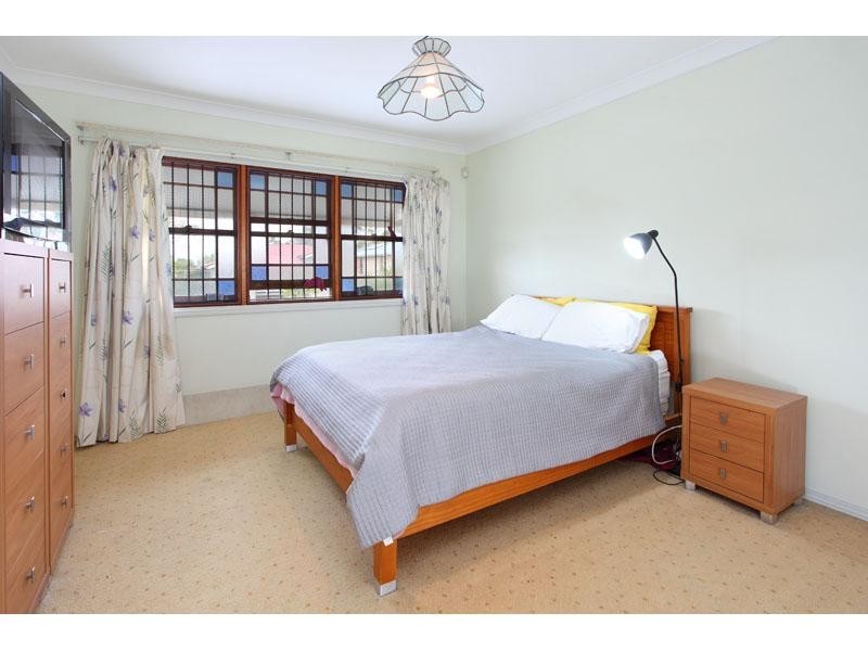 12 Dawn Street, Kedron QLD 4031