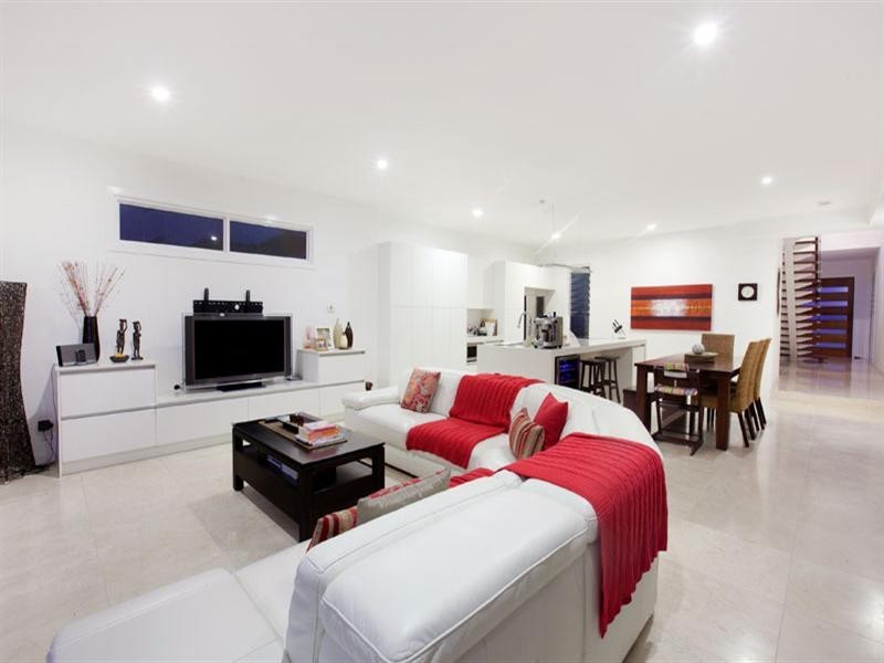 121 White Street, Wavell Heights QLD 4012