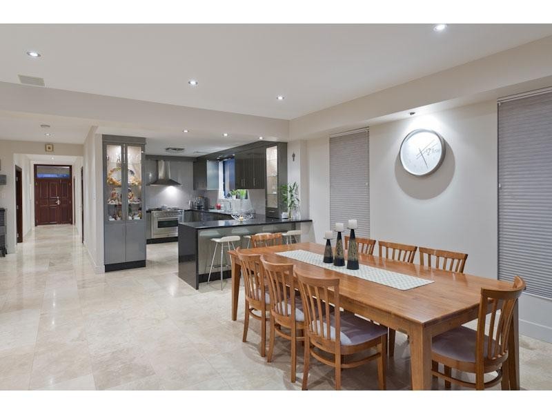 76 Highlands Street, Wavell Heights QLD 4012