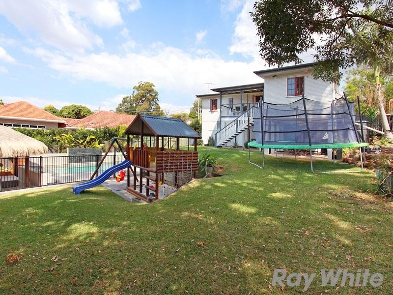 3 Barbigal Street, Stafford Heights QLD 4053