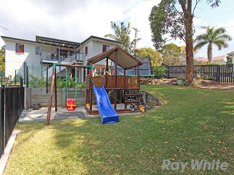 3 Barbigal Street, Stafford Heights QLD 4053