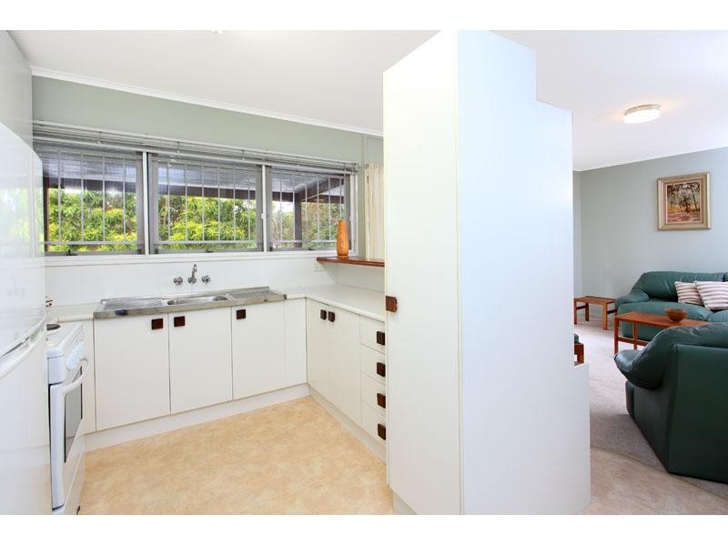 28 Amott Street, Stafford Heights QLD 4053