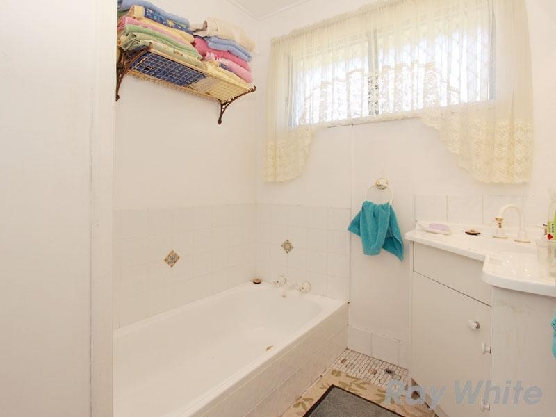 43 Redgrave Street, Stafford Heights QLD 4053