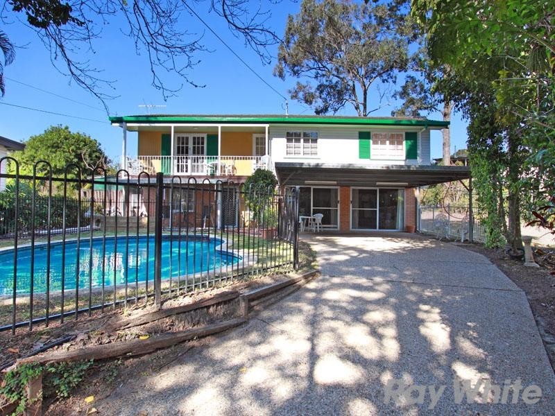 43 Redgrave Street, Stafford Heights QLD 4053