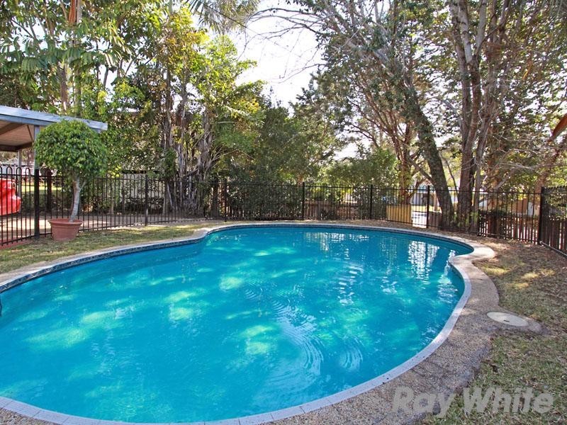 43 Redgrave Street, Stafford Heights QLD 4053