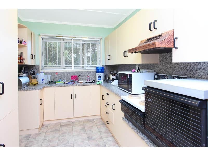 8 Gardiner Street, Lawnton QLD 4501