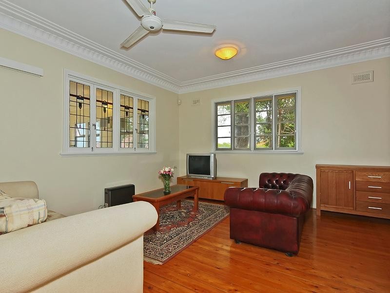 232 Edinburgh Castle Road, Wavell Heights QLD 4012