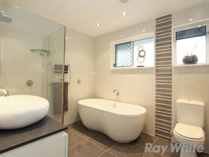 24 Cara Street, Aspley QLD 4034