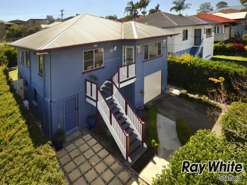 18 Sydney Street, Kedron QLD 4031