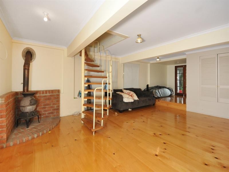 6 Waroon Street, Stafford QLD 4053