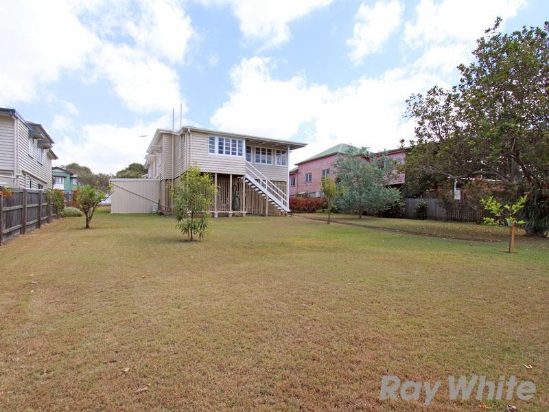 35 Glenfern Avenue, Kedron QLD 4031