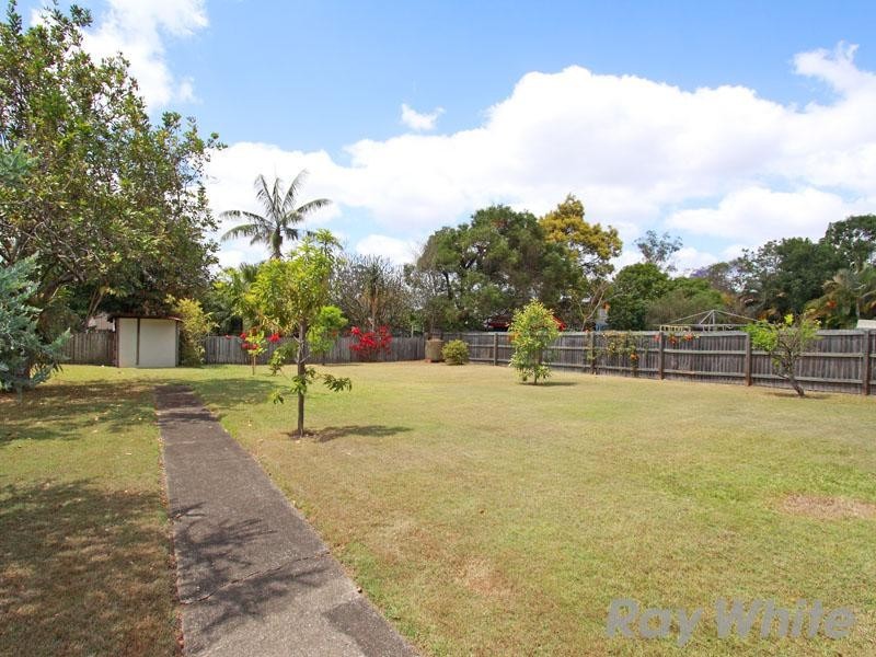 35 Glenfern Avenue, Kedron QLD 4031