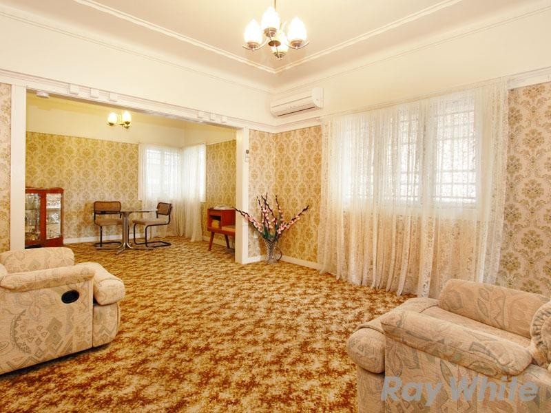 25 Stirling Street, Gordon Park QLD 4031