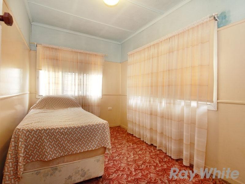 25 Stirling Street, Gordon Park QLD 4031