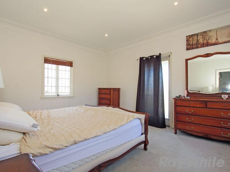 9 North Street, Kedron QLD 4031