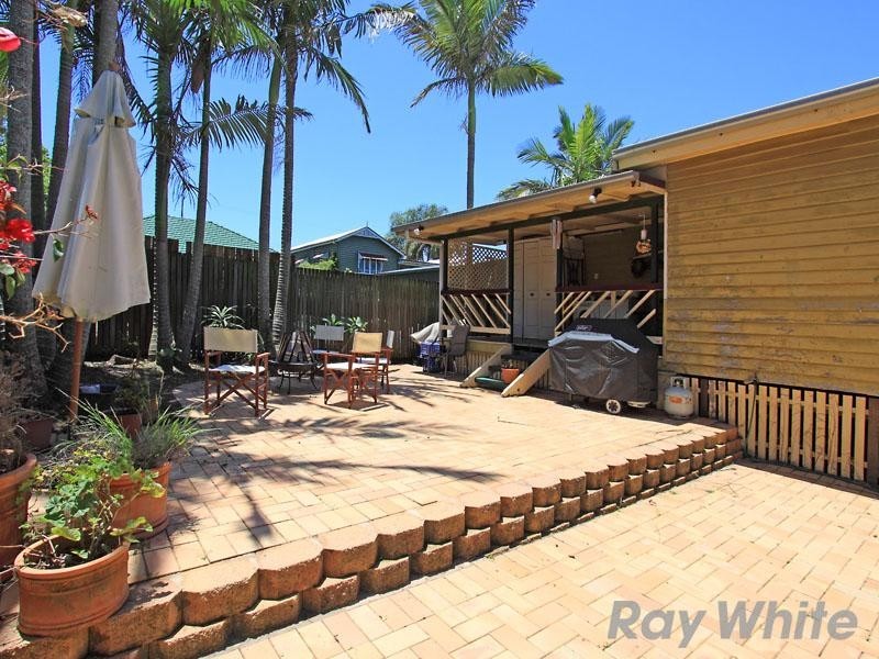 9 North Street, Kedron QLD 4031