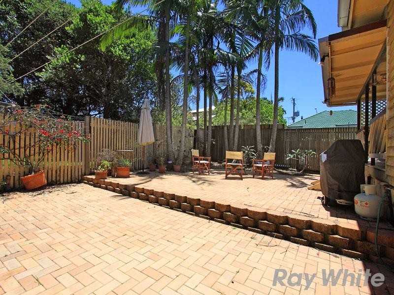 9 North Street, Kedron QLD 4031