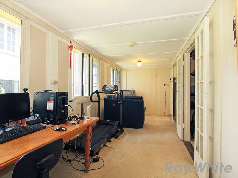 10 Campbell Terrace, Wavell Heights QLD 4012