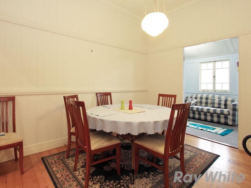 63 Seventh Avenue, Kedron QLD 4031