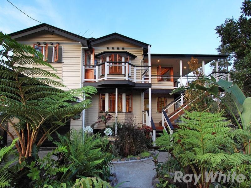 8 Johnston Street, Gordon Park QLD 4031