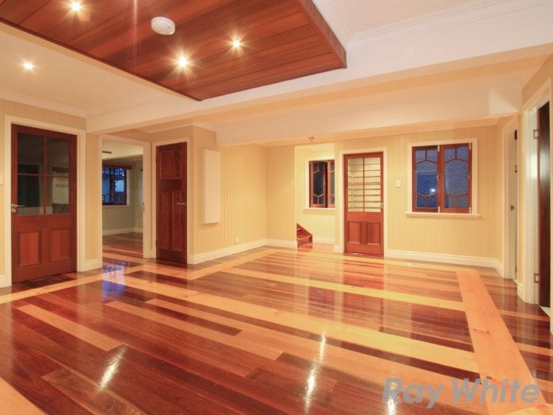 8 Johnston Street, Gordon Park QLD 4031