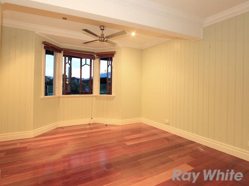 8 Johnston Street, Gordon Park QLD 4031