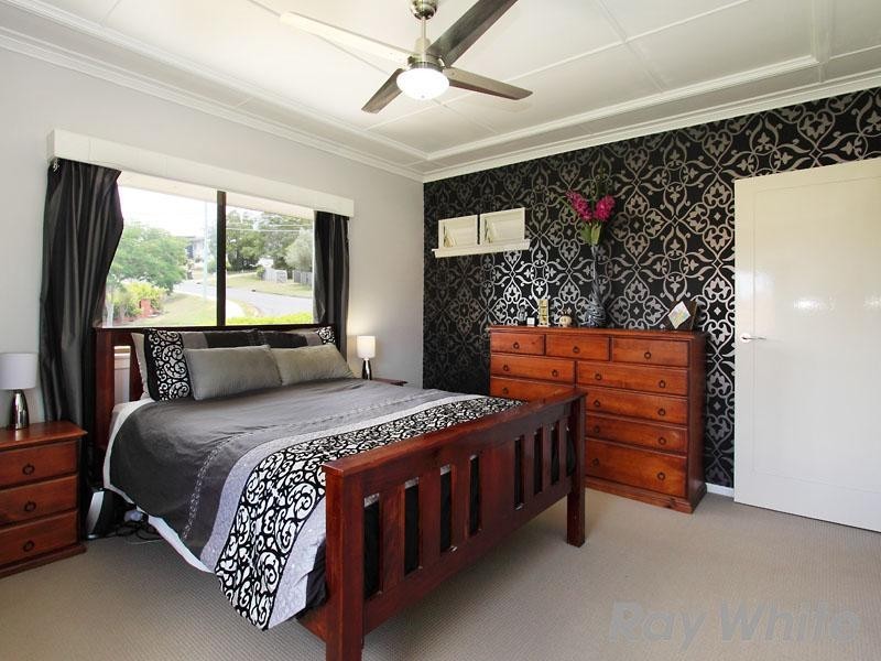 35 Sheehy Street, Stafford QLD 4053