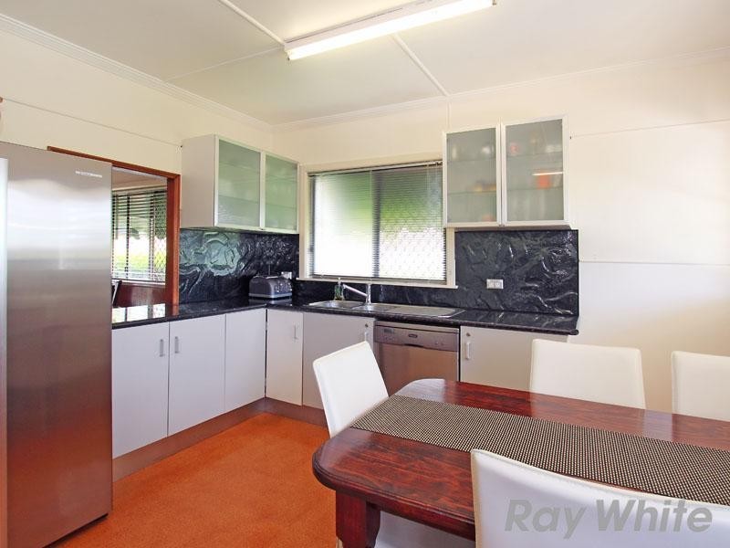 35 Sheehy Street, Stafford QLD 4053