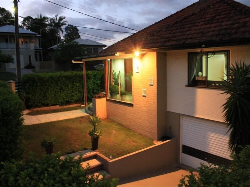 35 Sheehy Street, Stafford QLD 4053