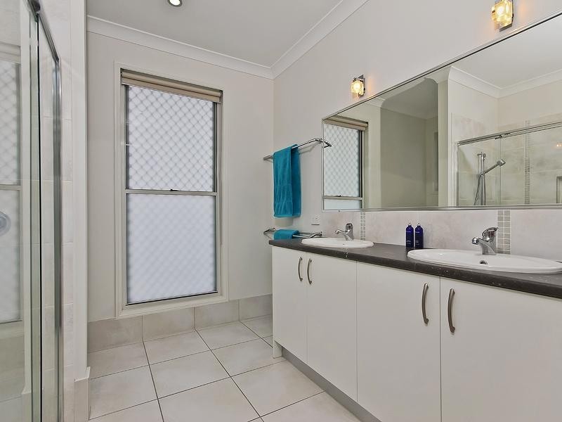 Wavell Heights QLD 4012