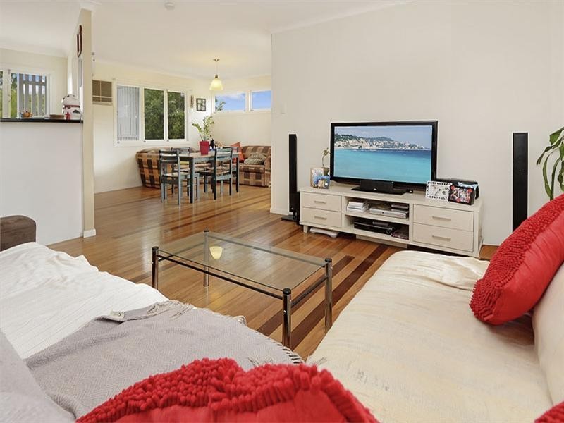 7 Winton Street, Stafford Heights QLD 4053