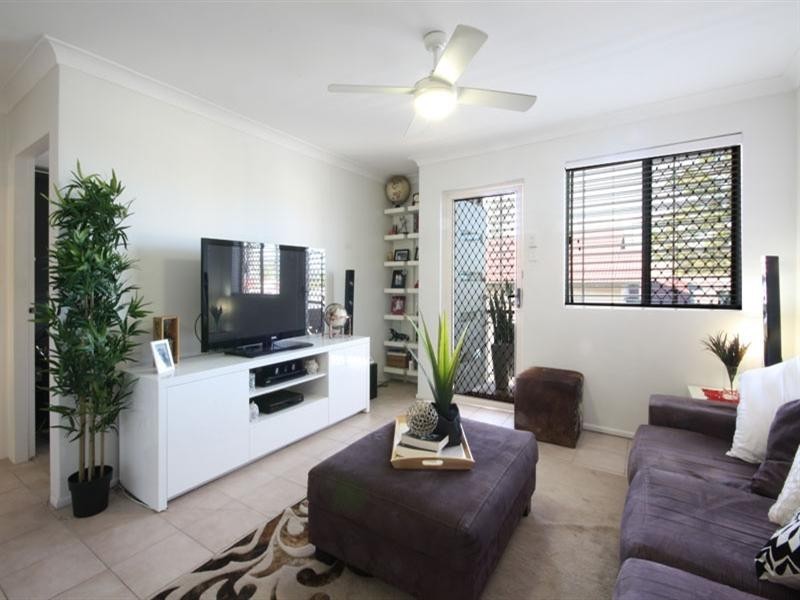 2/16 Figgis Street, Kedron QLD 4031