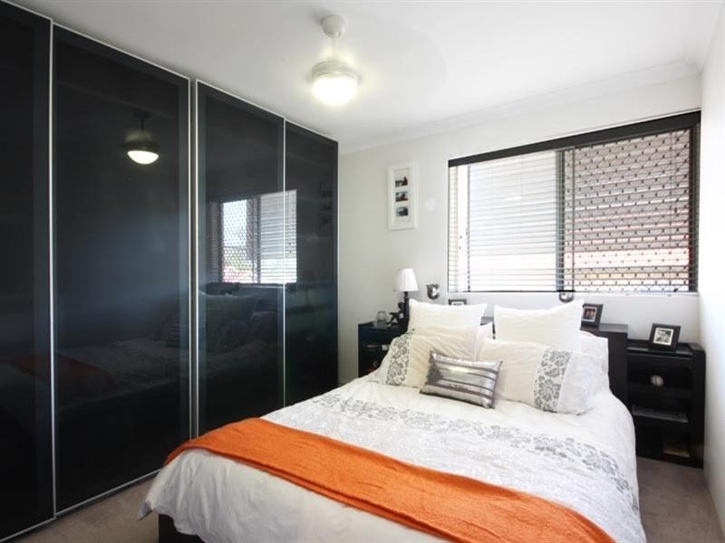 2/16 Figgis Street, Kedron QLD 4031