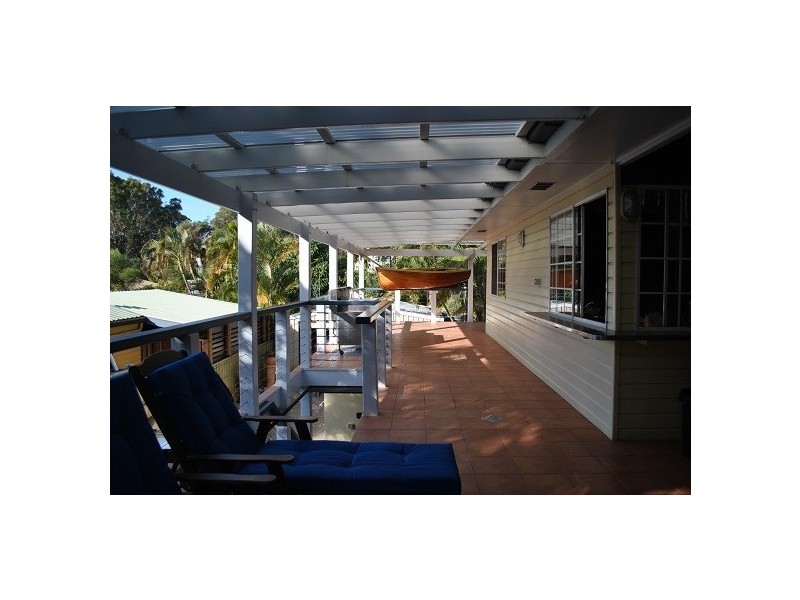 23 Kooringal Esplanade, Kooringal QLD 4025