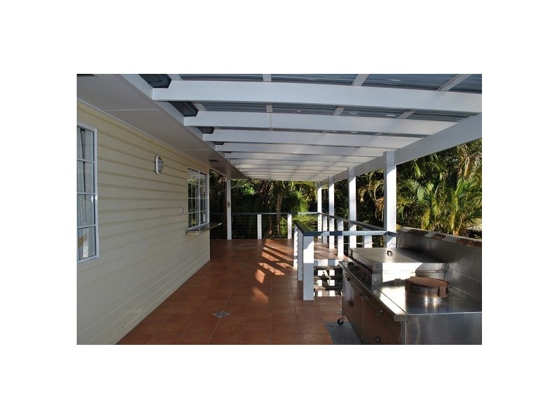 23 Kooringal Esplanade, Kooringal QLD 4025