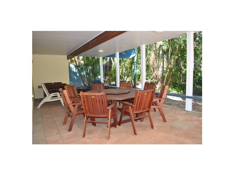 23 Kooringal Esplanade, Kooringal QLD 4025