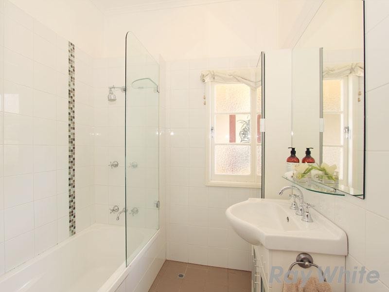 52 Wilston Road, Newmarket QLD 4051