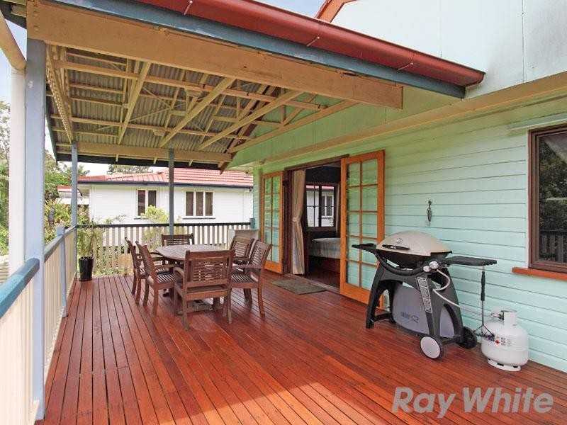 10 Glebe Street, Gordon Park QLD 4031