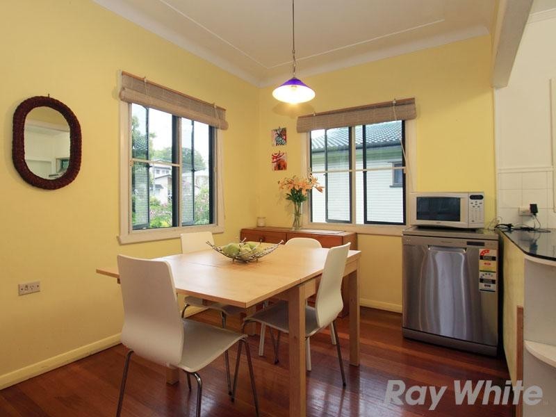 10 Glebe Street, Gordon Park QLD 4031