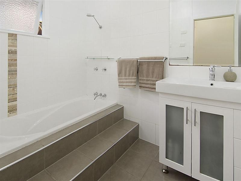 64 Taylor Street, Wavell Heights QLD 4012