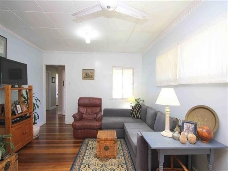 19 Belloy Street, Wavell Heights QLD 4012