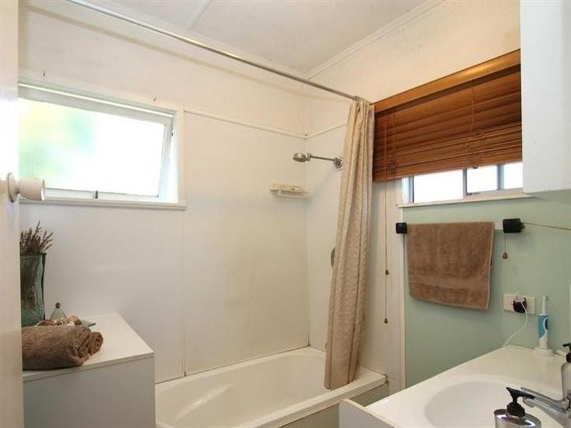 19 Belloy Street, Wavell Heights QLD 4012