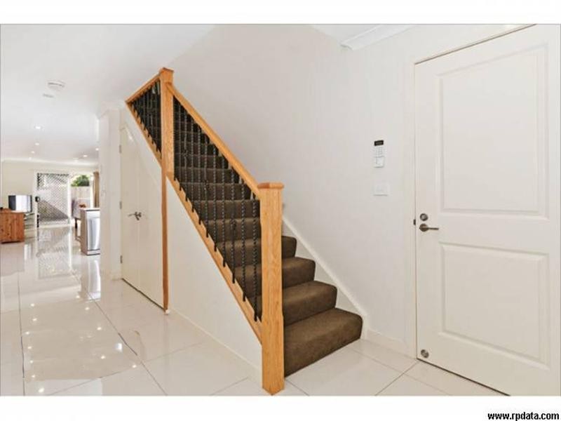 14 Lucy Street, Albion QLD 4010