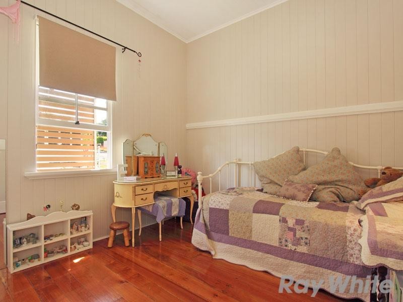 31 Fifth Avenue, Kedron QLD 4031