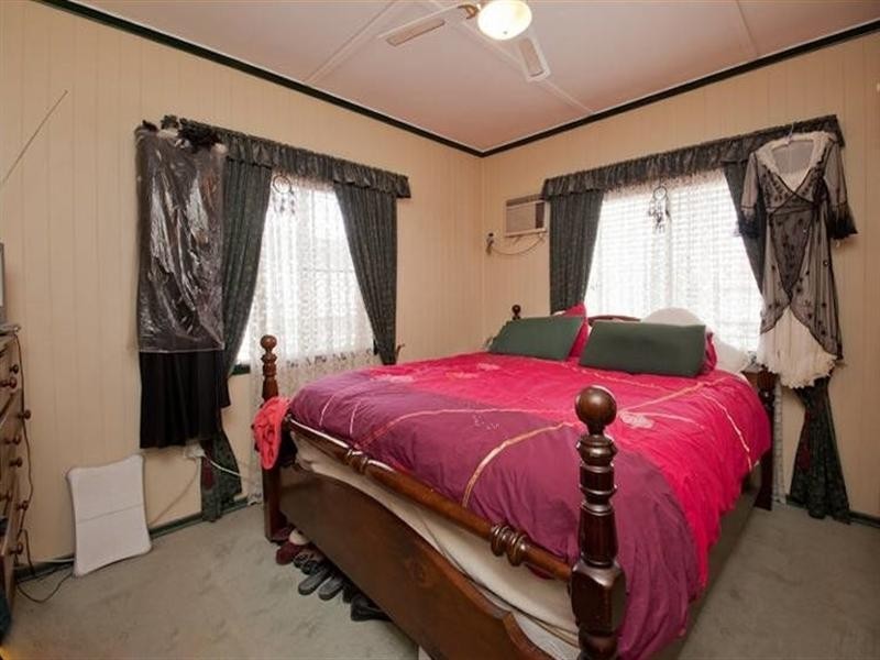 89 Raceview Avenue, Hendra QLD 4011