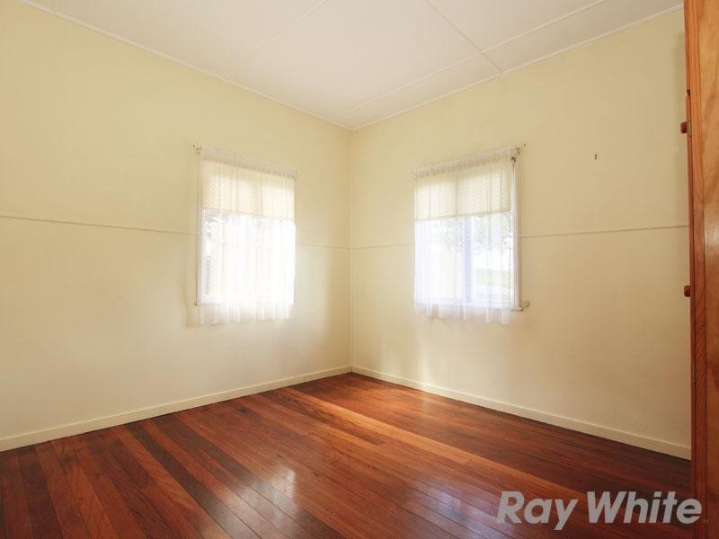 271 Kitchener Road, Stafford Heights QLD 4053