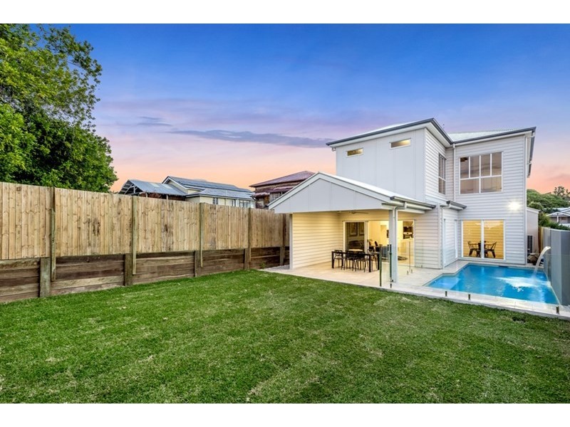 25 Chermside Street, Grange QLD 4051