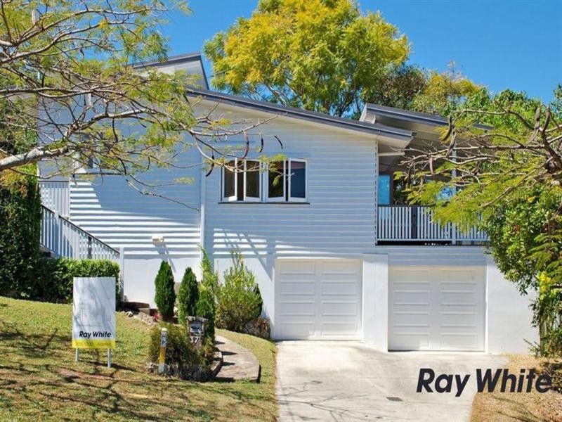 37 Dunedoo Street, Stafford QLD 4053